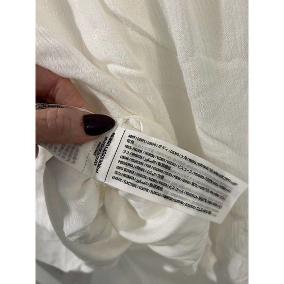 (Sold)HOLLISTER White LONG-SLEEVE CHANNELED BUILT-IN SHORTS DRESS Large NWT - Picture 13 of 14